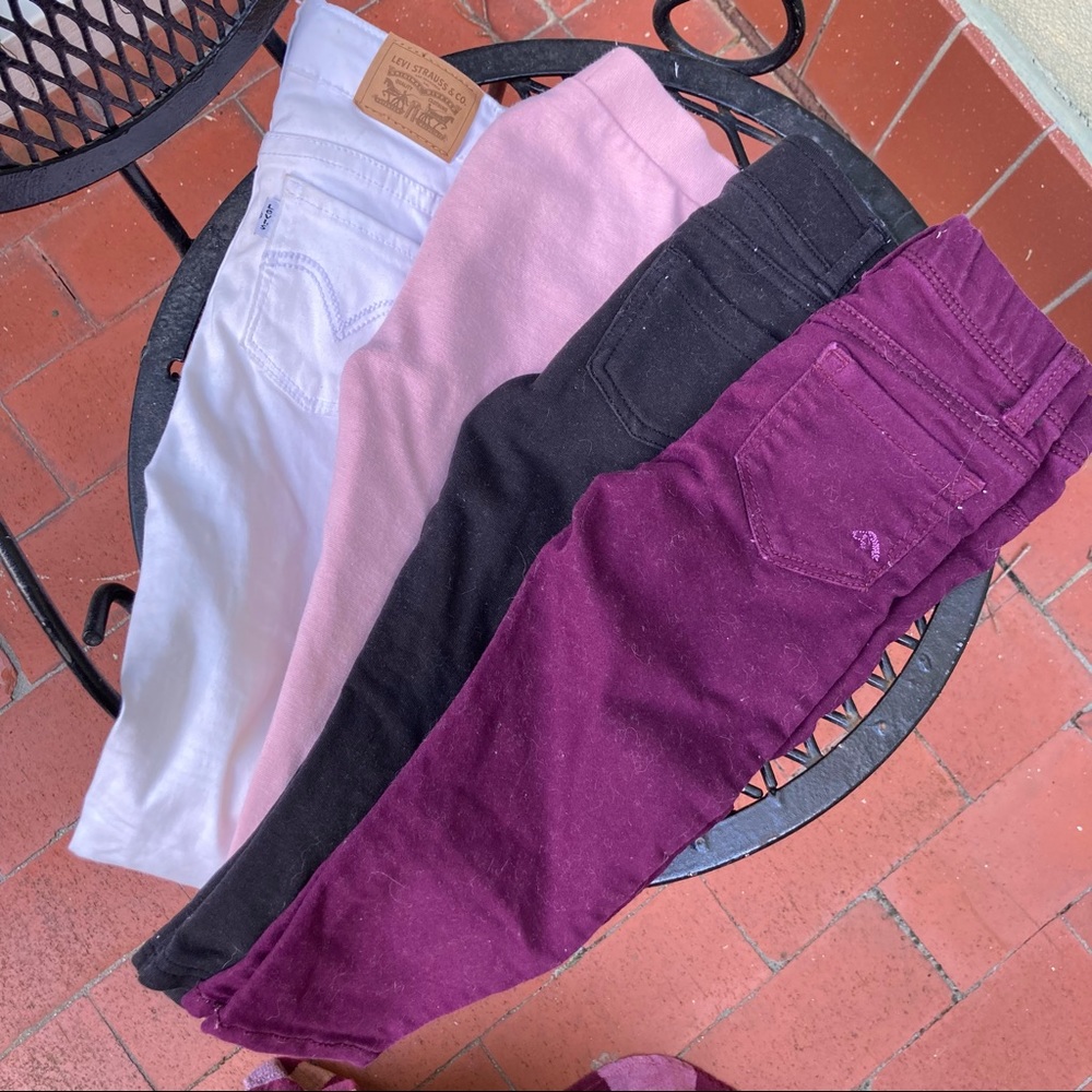 Bundle of 2t toddler jeans and leggings